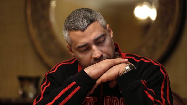 CBCAlerts's tweet photo. Verdict in Mohamed Fahmy retrial in Cairo put off again. Cdn journalist frustrated at delays: http://t.co/zeX7XJtPWQ http://t.co/9P7YOsY8JW