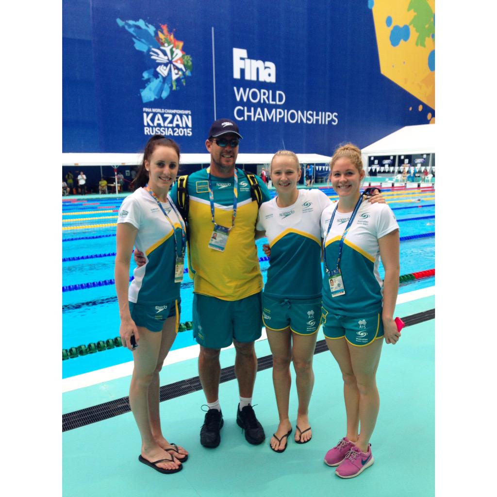 TaylorMMcKeown's tweet photo. Fit to go! @DolphinsAUS are ready to fire up! @CMoose3 @mel_wright @leah_neale1 http://t.co/SWltkfKt7G