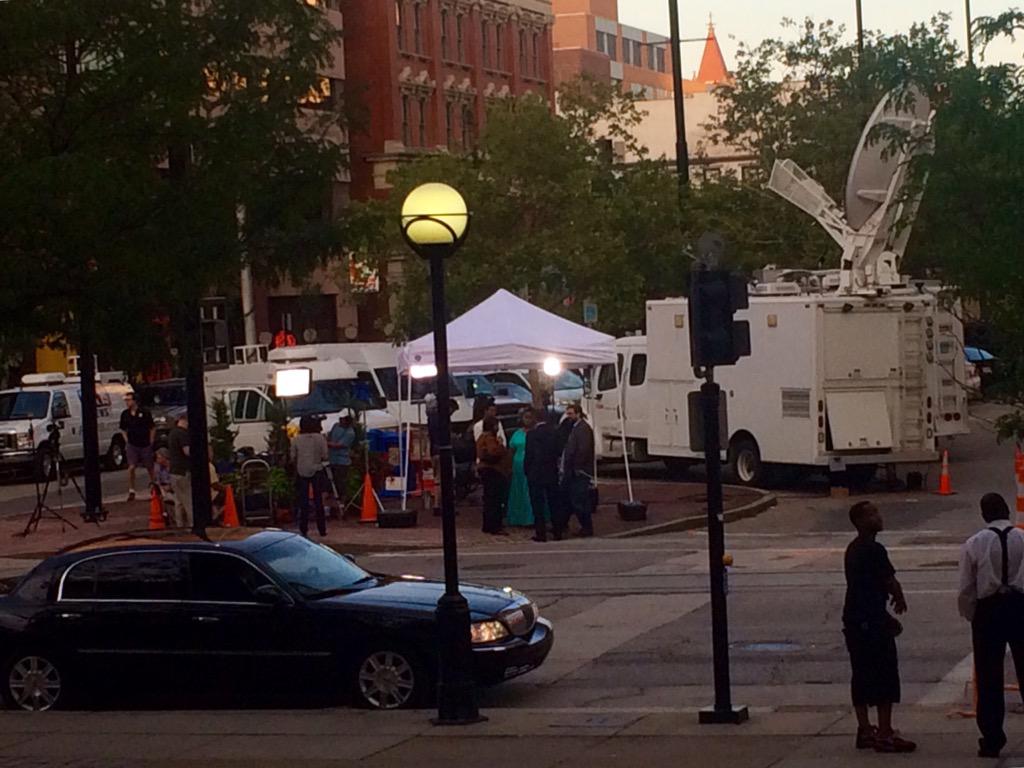 Local12Perry's tweet photo. Media lined up outside the #HamiltonCountyCourthouse for the arraignment of former UC officer #RayTensing http://t.co/YVooz6kY9C