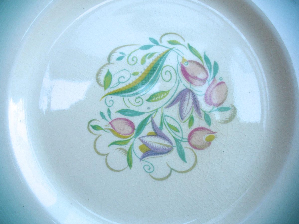 FillyGumbo1's tweet image. 1930s Susie Cooper Plate Collector Plate Dresden Spray Pattern Cro… etsy.com/listing/215443… #FillyGumbo #LeapingDeer