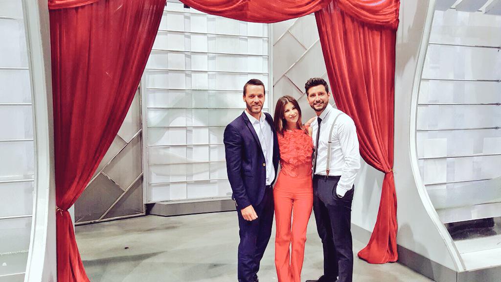 olayarivas's tweet photo. Estamos expectantes ante la inminente final de @Manu_LB_ ¿Quién será la elegida? #ManuEligeA @MagnoliaTVSpain http://t.co/RmRlYDvjNp