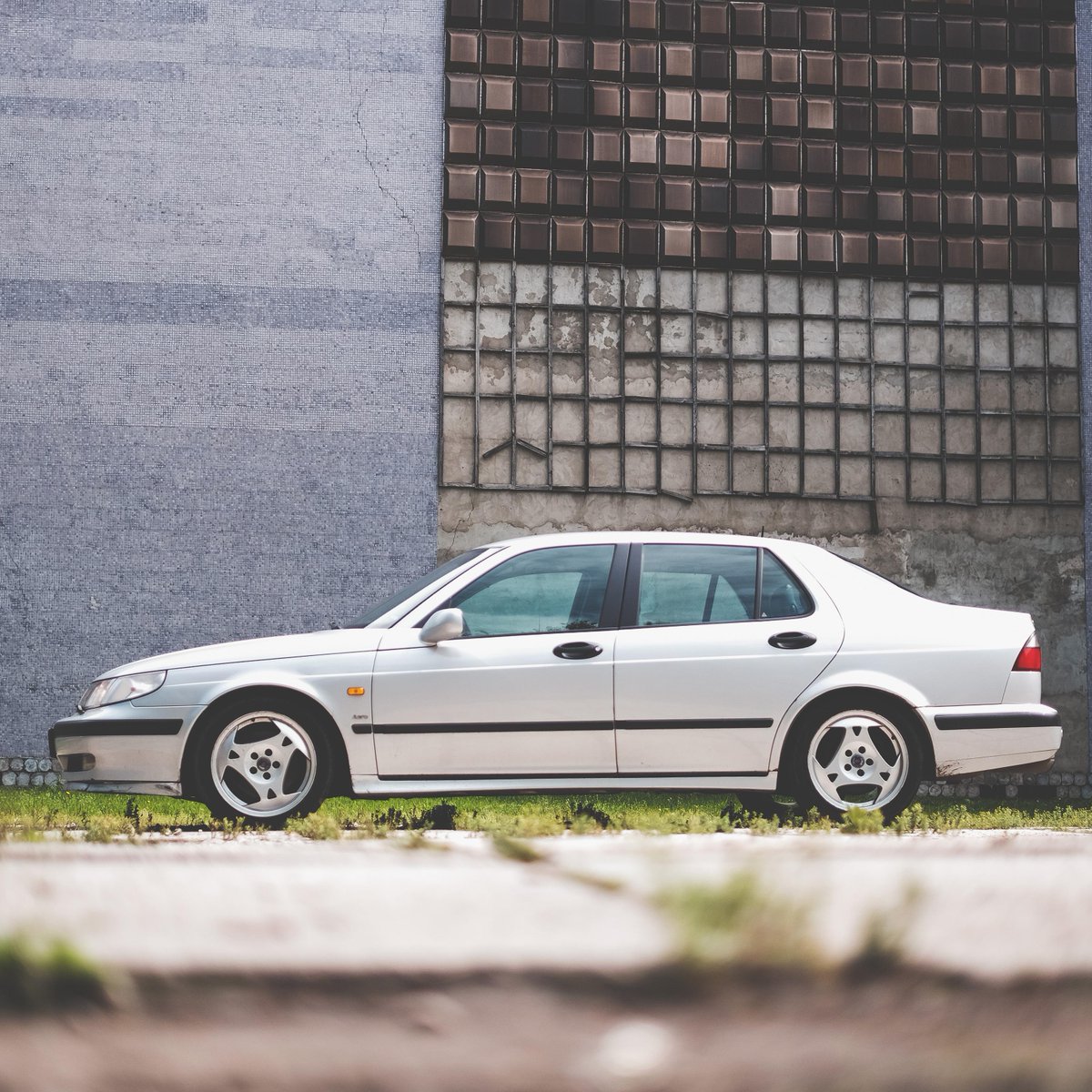 Jauda un komforts. Pārdodu Saab 9-5 Aero. 1999. Nav vizuāli ideāls, tehniski uzpasēts.1700€ reiters.egons@gmail.com