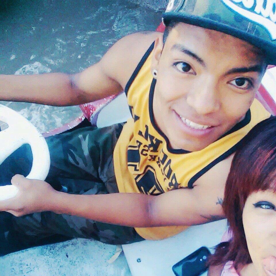 BboyDemian's tweet photo. Se paso bacán un recuerdo de la china 😊 http://t.co/DL8IflSPTo