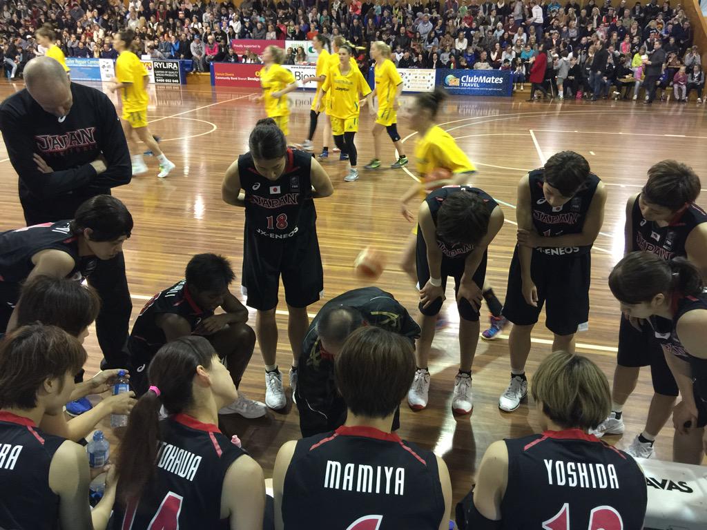 CarlySStones's tweet photo. Aus v Japan - awesome night @FrankstonBlues Stadium! 🏀🏀🏀🏀🏀 http://t.co/RYvzJ63mMf