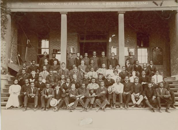 TuskegeeUniv's tweet photo. Tuskegee Institute Agriculture Class 1901.
#TUtbt
#tbt http://t.co/Q5Lc8Hl38F
