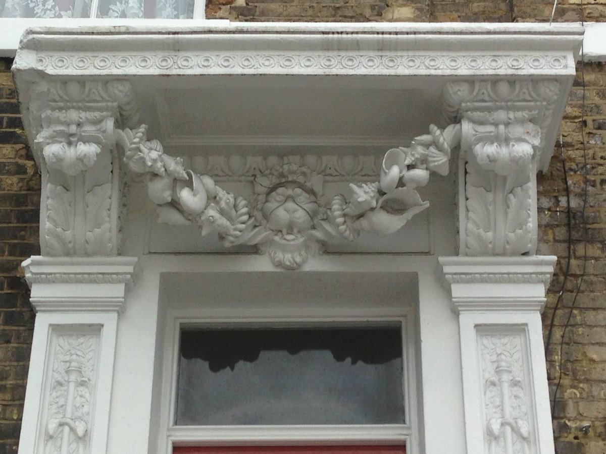 MuirheadandCo's tweet image. Loving the crazy #Victorian door #pediments of #lions head spewing various #shells in #GrahamRoad #Hackney