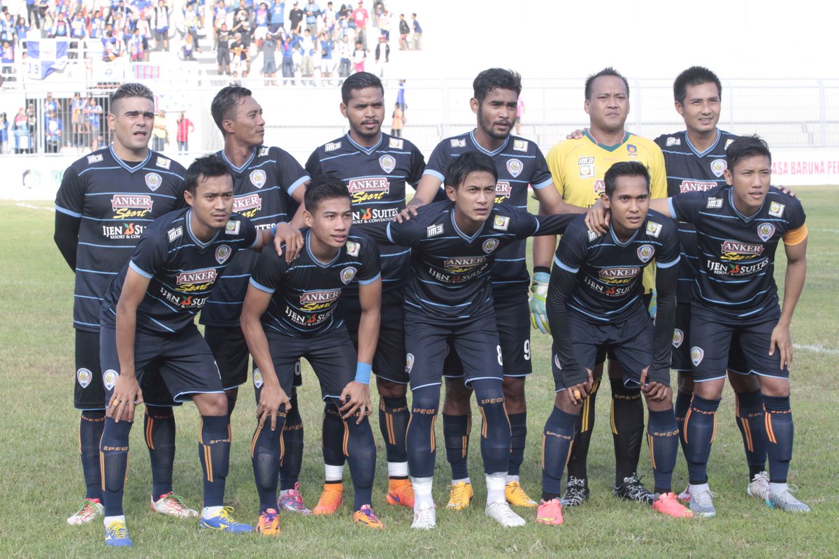 GOAL_ID's tweet photo. Suharno: Arema Cronus Menang Karena Bermain Cerdas - http://t.co/ZKkVyhkImc l Mobile: http://t.co/4cu1fN2Ast #Arema http://t.co/yjVM5XK1mQ