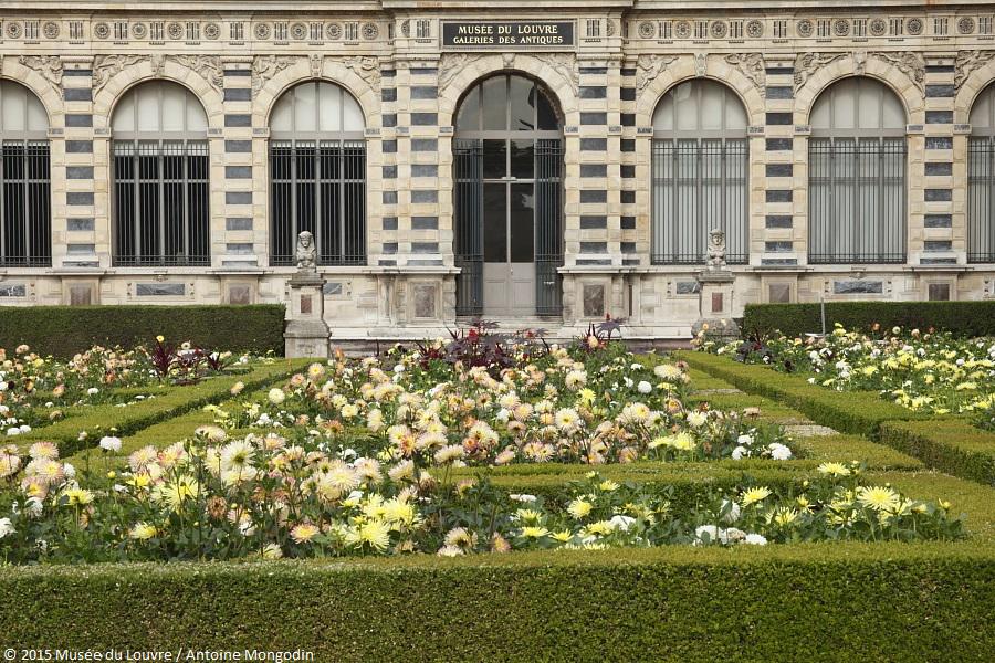 #LeSaviezVous Un abri antiatomique a été creusé sous le jardin de l'Infante durant la guerre froide #anecdote #Louvre
