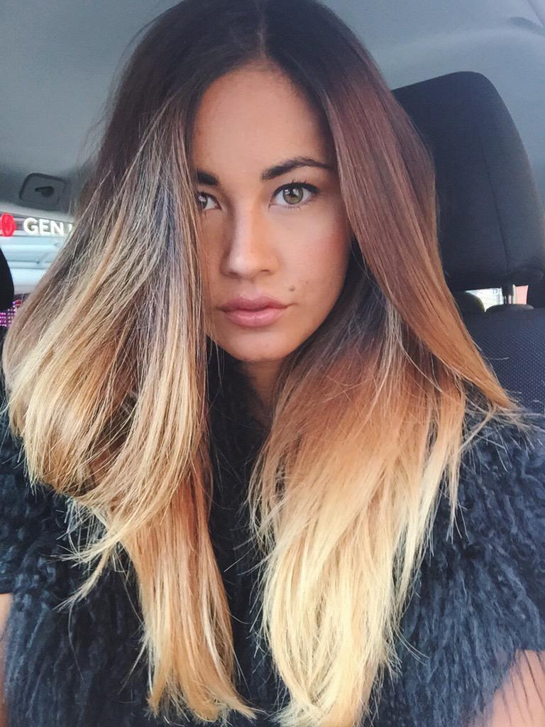 _anatanaka's tweet photo. Thank you @reubenwoodhair for my laaaarvely hair cut ππππ
#silkylocks #ruebenwood http://t.co/kbECO7NZ6P