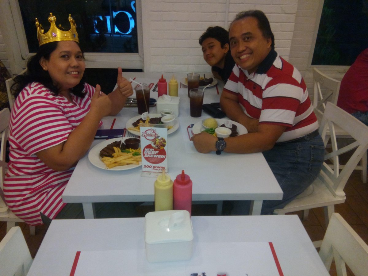 Dinner Ritha's birthday <a href="/steakholycow/">Holycow! Steakhouse</a> CAMP Cibubur