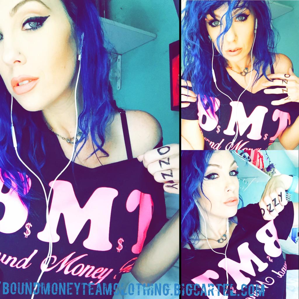 shuggaskull's tweet photo. Reppin' and supporting my boy Ozzy and the entire Bound Money Team! #boundmoneyteam #bmt #DaRealBMTGirls #model http://t.co/NQxLsmjzhr