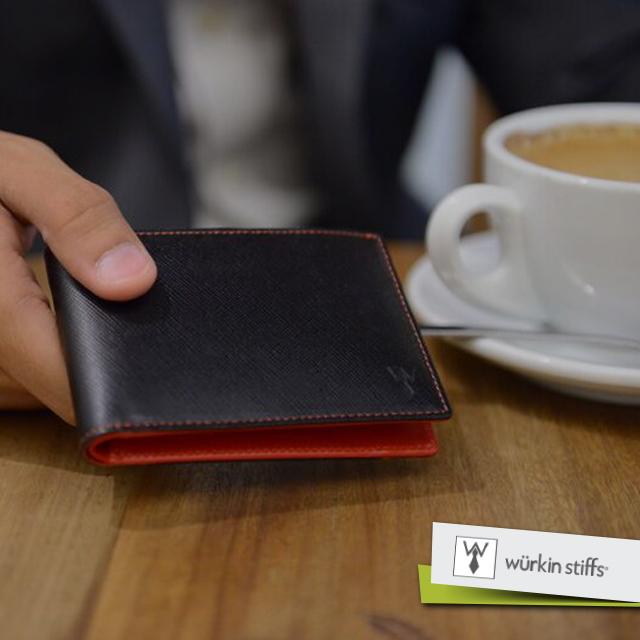 wurkinstiffsmx's tweet photo. Ten estilo hasta a la hora de pagar la cuenta… Conoce nuestras carteras aquí: http://t.co/oQLVYDqRjg http://t.co/vNoqoiLndS