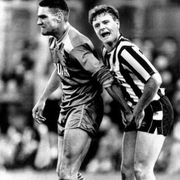 FootballFunnys tweet picture