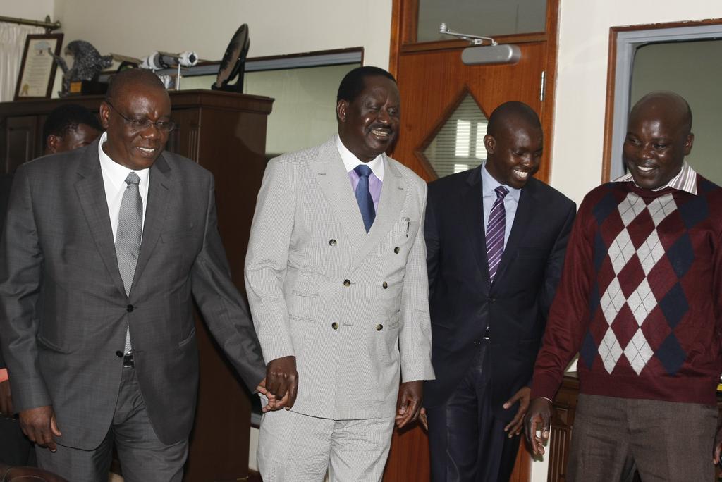 RailaOdinga's tweet photo. See more about the Slum Upgrading Program I initiated as Prime Minister here http://t.co/b3Ju4nDfE8
#RAOConnect http://t.co/MT9hLd2Ike