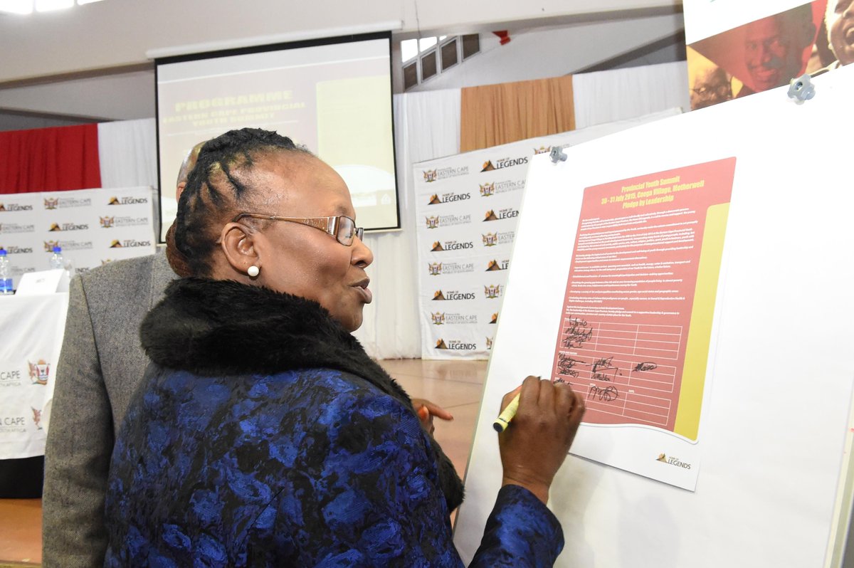 EcPremiers's tweet photo. MEC Sihlwayi signing youth pledge on behalf of department of social development. http://t.co/60ihHEDHEk