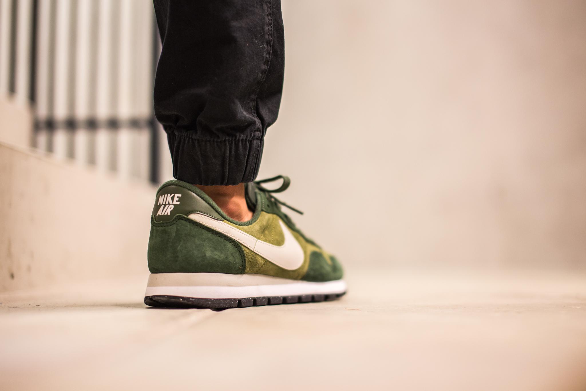 Nike air pegasus store 83 green