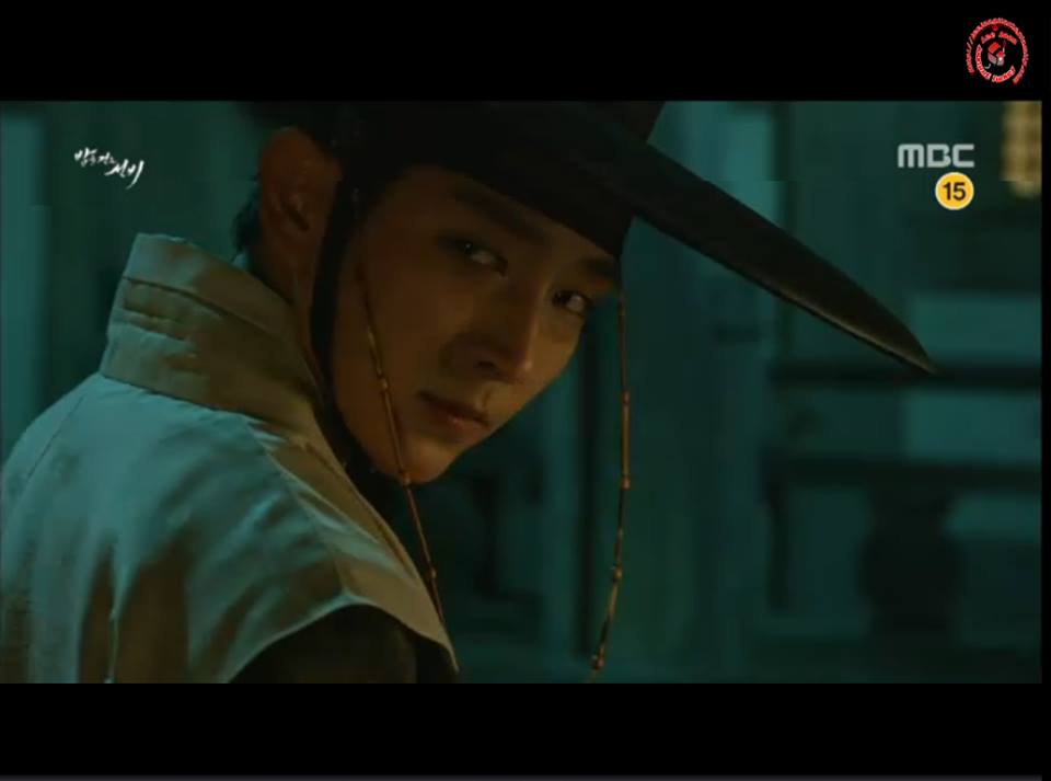 FamilyJoonTR's tweet photo. #LeeJoonGi #LeeJunKi #actorlee #μ΄μ€κΈ° #λ°€μκ±·λμ λΉ #λ°€μ λΉ #ζζΊεΊ #ζεεΊ #ScholarWhoWalksTheNight http://t.co/hUVkyGWsyC