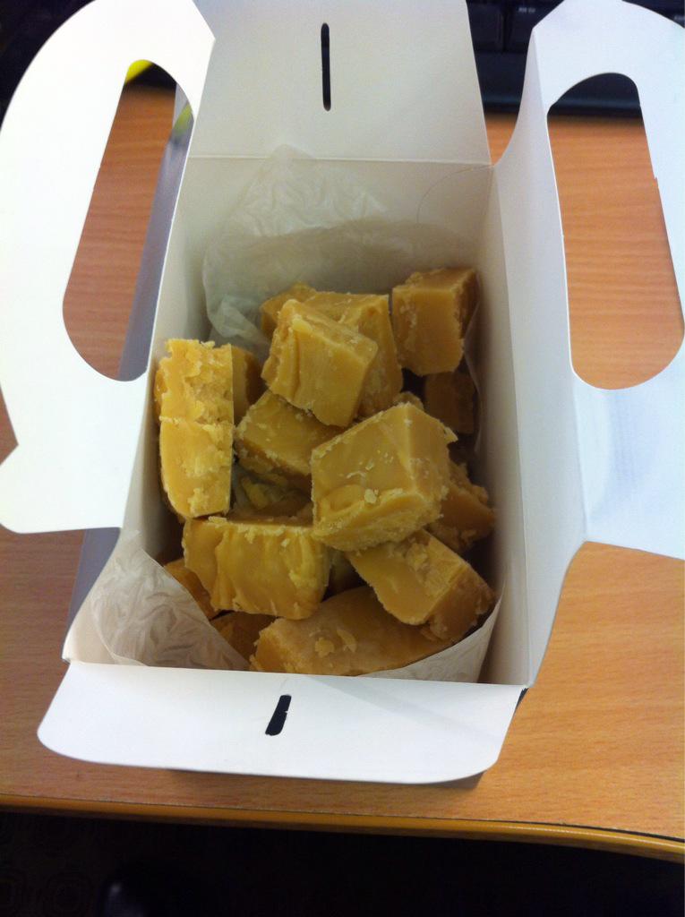 NicolsonMaps's tweet image. Thanks to Katie &amp;amp; Sharon at #gypsycreamcafe Largs for the lovely tablet for our annual BBQ tomorrow.
Delicious :-)