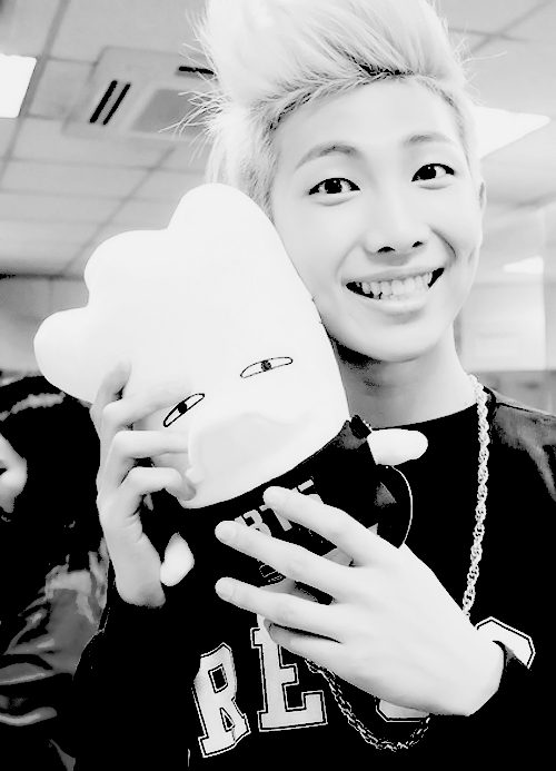 kellipls's tweet photo. These are my favorite pictures of Namjoon use that info however you wish http://t.co/zY9f3KuXeg