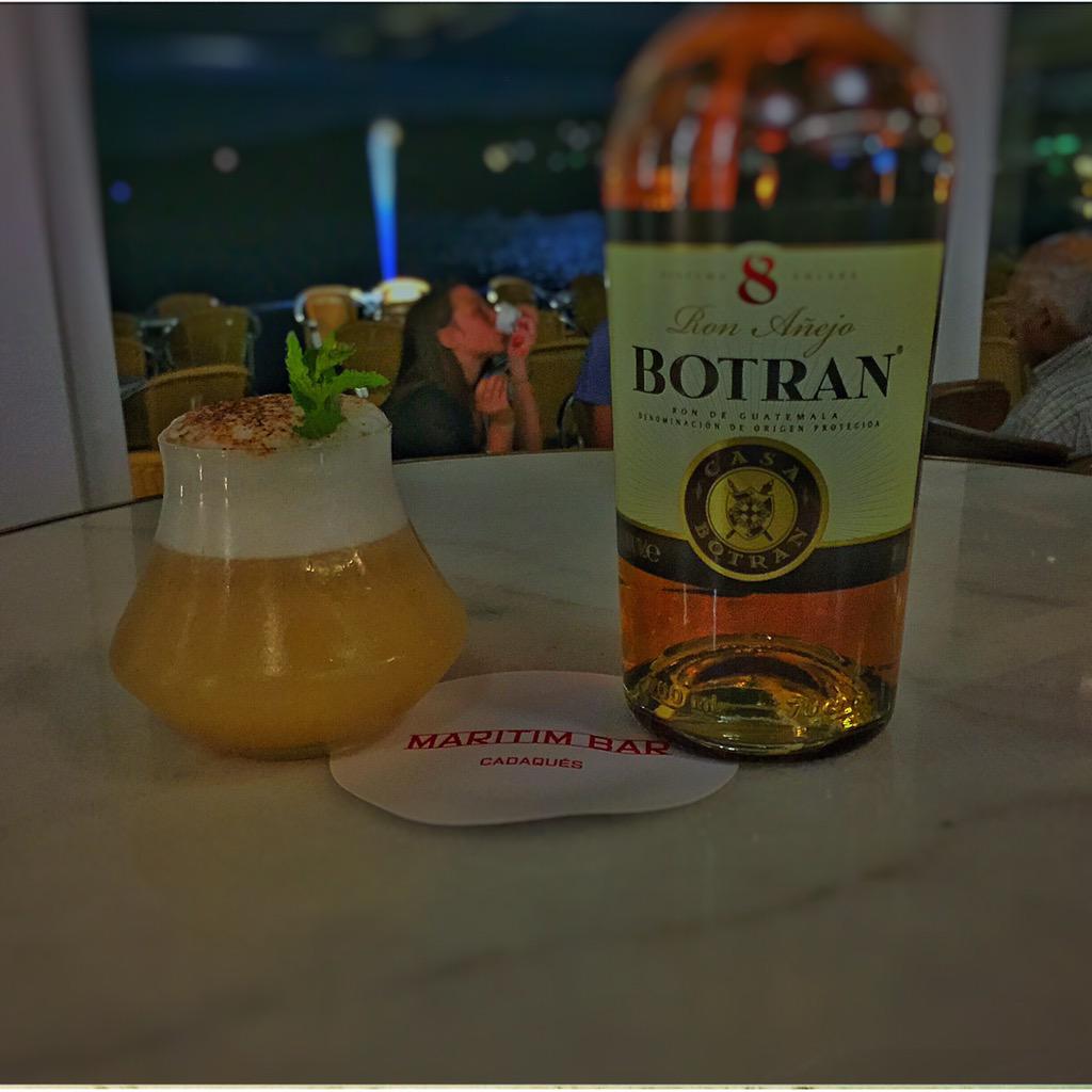 Maritim Bar tweet media