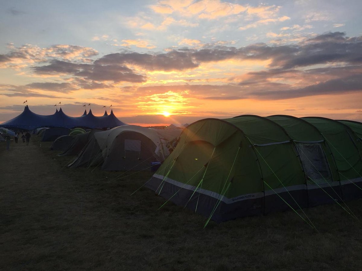 RevGrahamHunter's tweet photo. Sun sets over @htbfocus #hellofocus #goodbyefocus http://t.co/bnATH41Eql