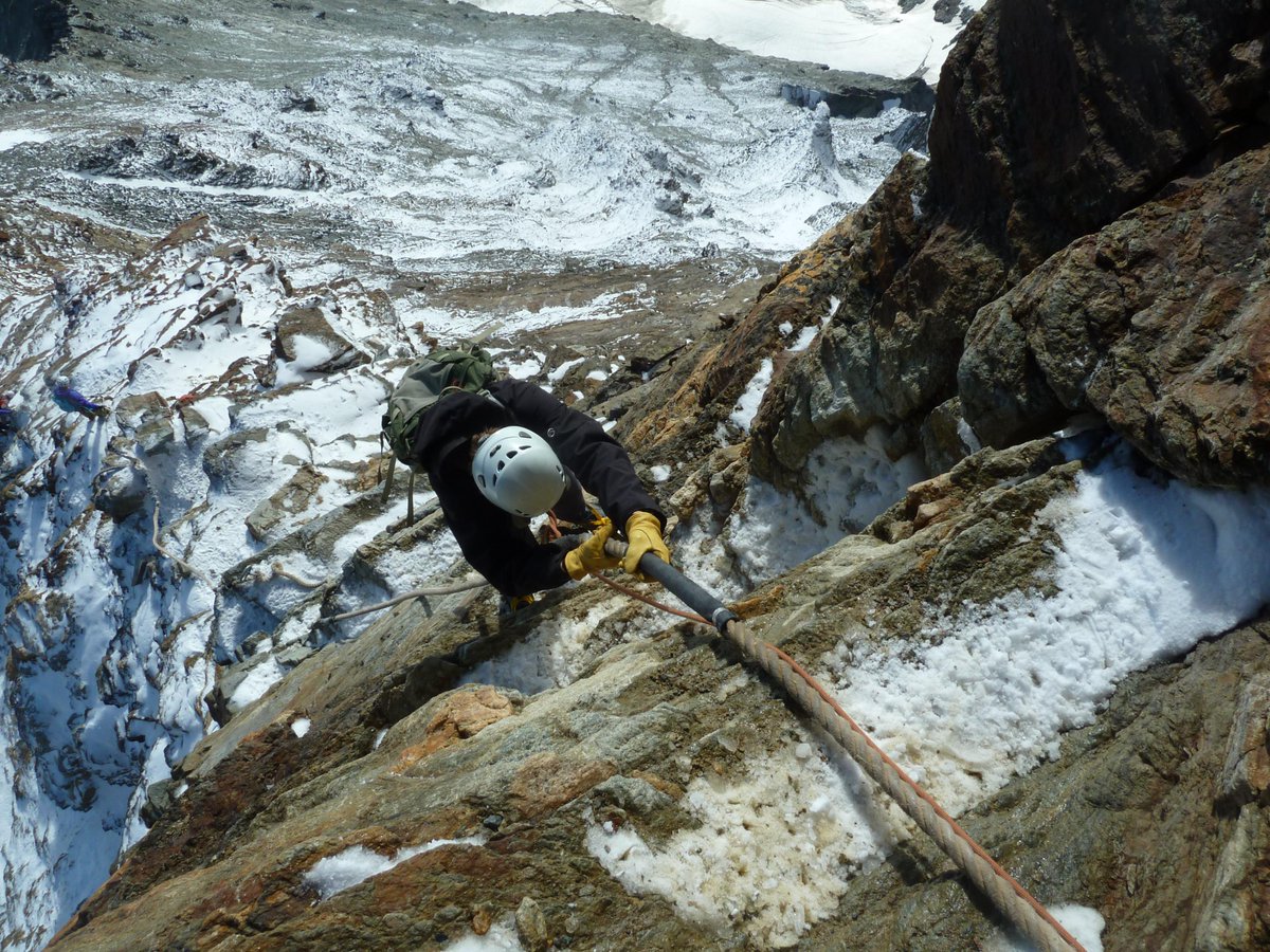 Steep pulling on the #Matterhorn fixed ropes <a href="/Brit_Mt_Guides/">Brit Mountain Guides</a>