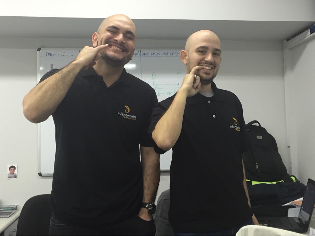 manoelp's tweet photo. Mini-me :-) "@marcinho02: @manoelp ... Cc: @rafajagua @adaptworks \o/ #oclone #superacao #adaptworkers http://t.co/lWCfCoNx16"