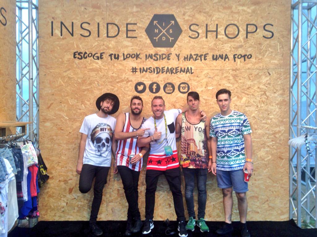 InsideShops's tweet photo. Sonando en #EscenarioInside @Veintiun0 😎😎 ¿vienes? #insidearenal @ArenalSound http://t.co/RzrleACivy