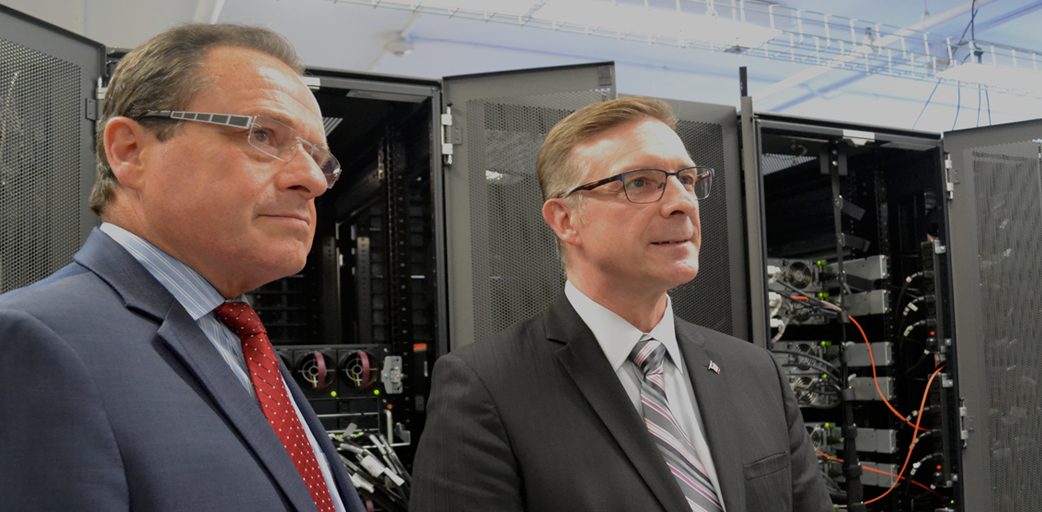 UWaterloo's tweet photo. .@peterbraid takes a tour of #UWaterloo's computer servers in the Physics Labs  http://t.co/aZiv0xTPCP http://t.co/K5PrnC4eV3