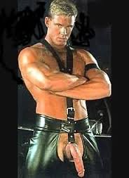 CoriosoCuir's tweet photo. Legendary #gay #leather #master #pornstar with #monstercock alias @KenRyker http://t.co/uoqOKAKZ9q