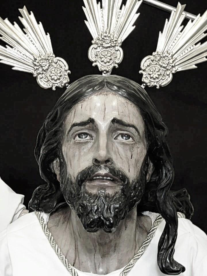 ÚNETE Facebook Oficial de la Cofradía del Huerto y la Virgen de Gracia y Esperanza de Barbate facebook.com/huertobarbate?…