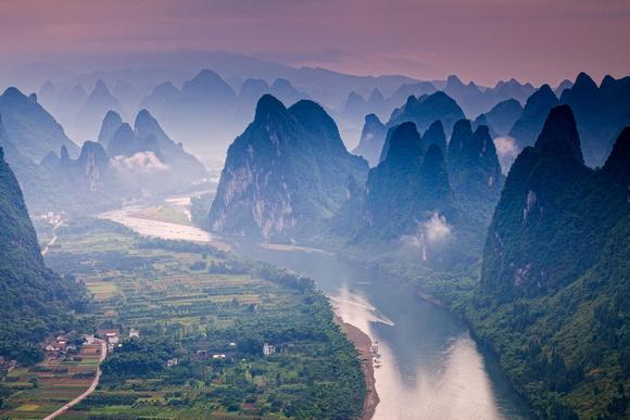 ChinaTopix's tweet photo. Yangshuo, Guilin http://t.co/fES2tlLOxk