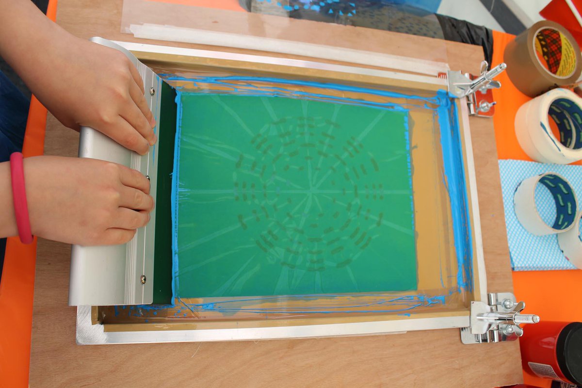 KarolineRerrie's tweet photo. Colourful creative #screenprint #workshop next week. Fabric #printing for young people @BM_AG http://t.co/g23lpvj36K http://t.co/saK14F3fu5