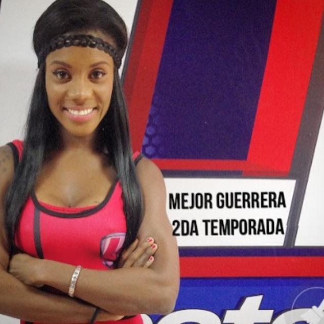 CanalUnoTv's tweet photo. @erika_negra1985 es la MEJOR GUERRERA de la SEGUNDA TEMPORADA de @blnlacompetencia http://t.co/VOW8ckWxVC