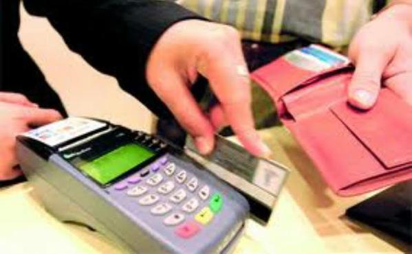 Maystro_R's tweet photo. في السعودية قريبا بدء التحول الى "مجتمع بلانقود" Cashless society  وسيتم الزام جميع المحلات التجارية بنقاط البيع http://t.co/ipOo14Pfxq