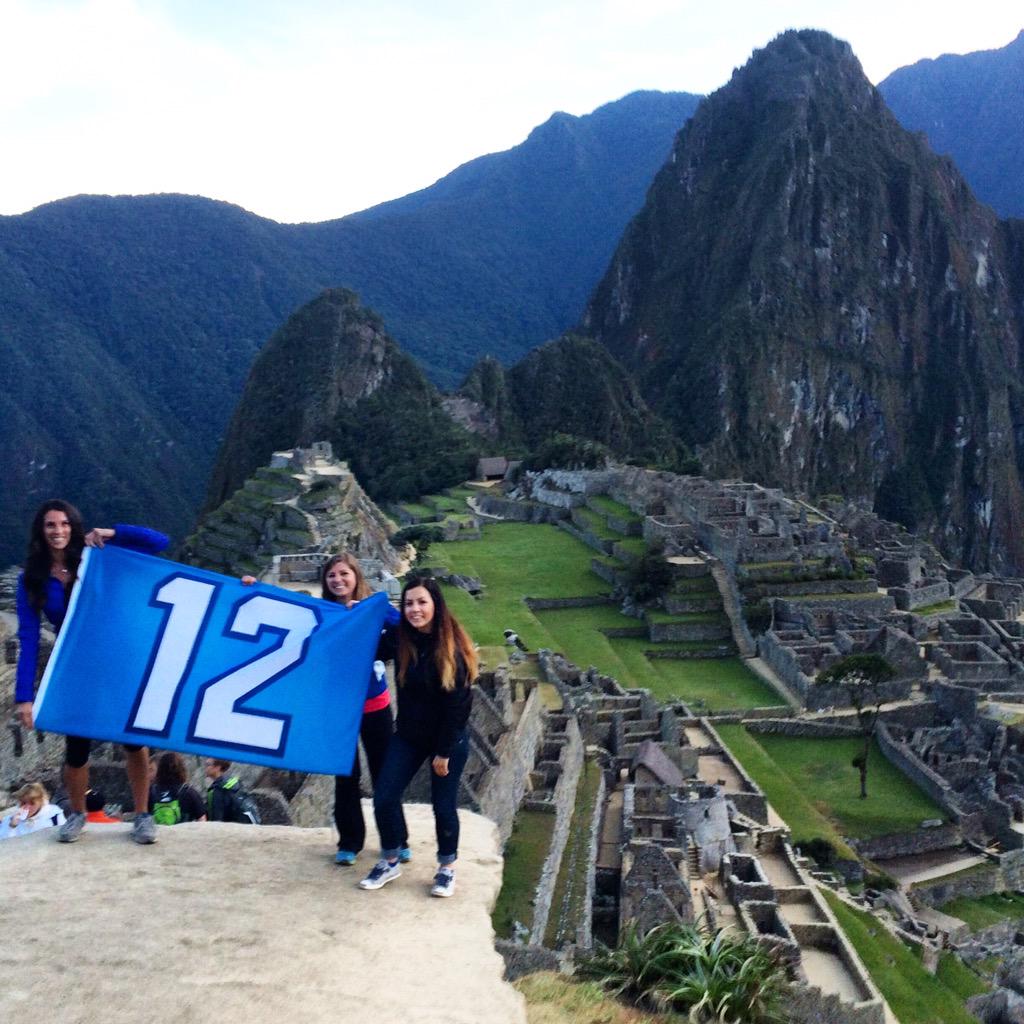 rocknrylin's tweet photo. #MachuPicchu #12thMan #Seahawks #SeattleSeahawks #thetraveling12thman #12thwoman #travel #peru http://t.co/NhASCSLhnv
