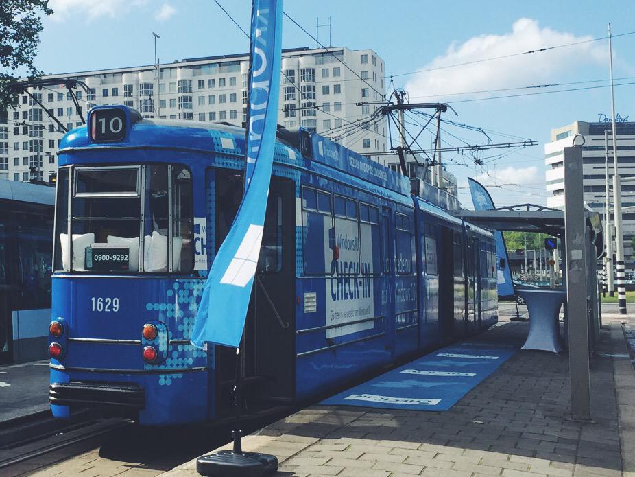 LilianeKriens's tweet photo. Bezoekje gebracht aan de #Windows10Tram aan de Coolsingel. Je kunt nog 5 weken inchecken en upgraden naar #Windows10. http://t.co/TGkHKOGtJD