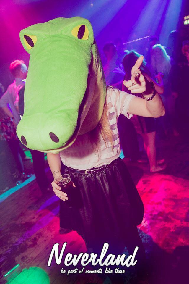 Toni Welsh tweet media