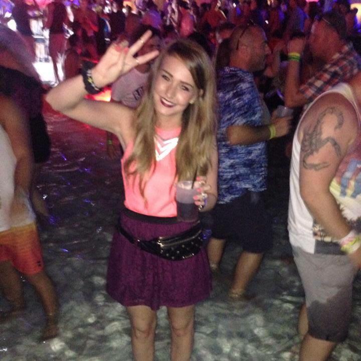 Toni Welsh tweet media