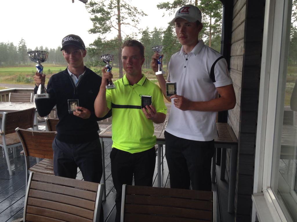 Kaikki maalissa!
<a href="/FinnishGolfCom/">FinnishGolfCom</a> #FJT #SMReikä #junnujenreikäpelit