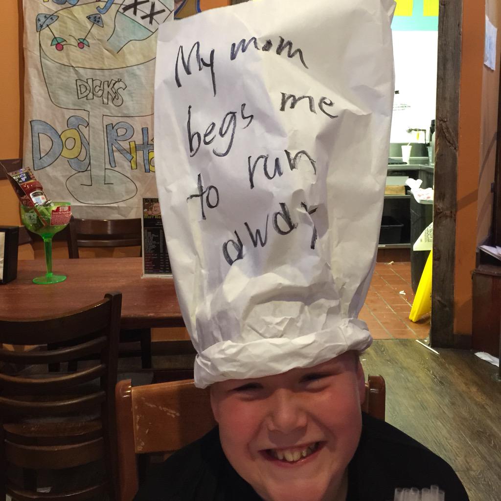 GjerdeJennifer's tweet photo. Fun evening @Dick's Resort #hatnottrue http://t.co/i0cH4h2lr1