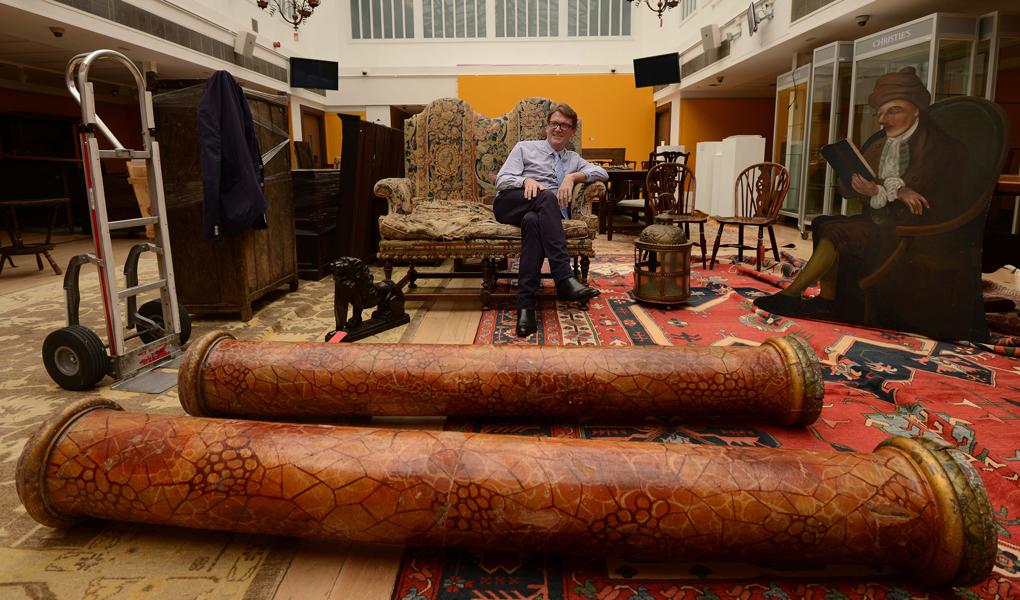 ESHomesProperty's tweet photo. Take a look behind the scenes of the UK’s busiest saleroom @ChristiesInc Lates #CSK40 http://t.co/SlmxTlg0Pu http://t.co/dBblOG9CqP