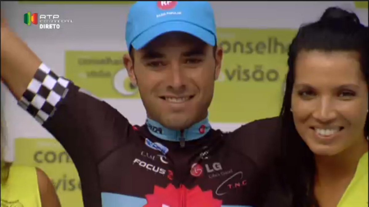 COPEDBVVA's tweet photo. El dombenitense @AlbertoGallego_ se lleva el premio Combatividad tras su gran escapada en la 1ª Etapa #VoltaPortugal http://t.co/NyB01QirQk