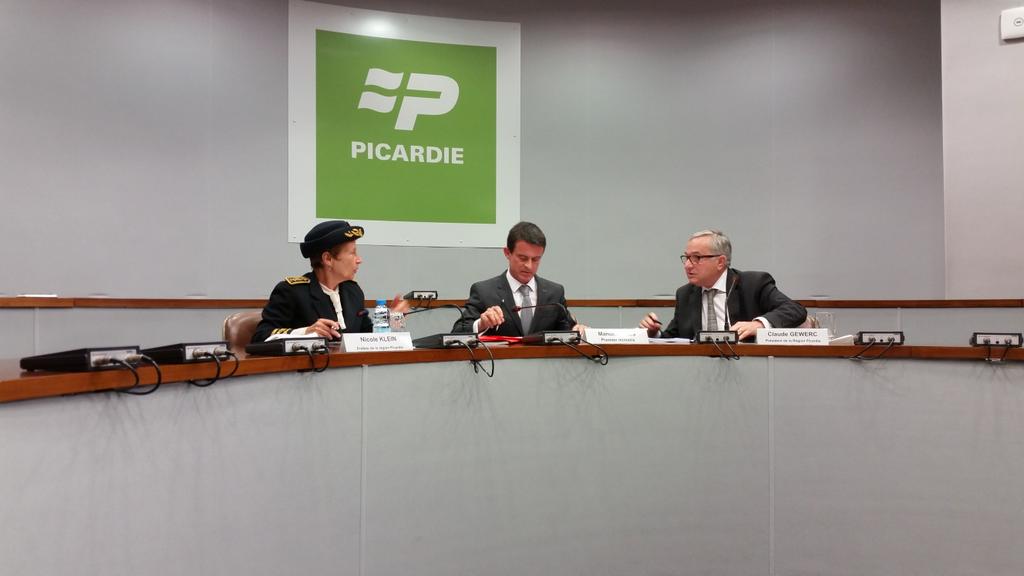 Signature du CPER 2015-2020. 775 millions d'investissements en Picardie. <a href="/manuelvalls/">Moi yé mapel</a> <a href="/claudegewerc/">Claude GEWERC</a>