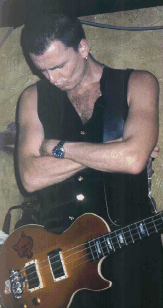 mercblues's tweet photo. @deliareidryan @Rainey2910 @annadeluca70 @SimonLeBonBabe @CalDuranie #Thudwarning cues this: http://t.co/kfXIweiEDj