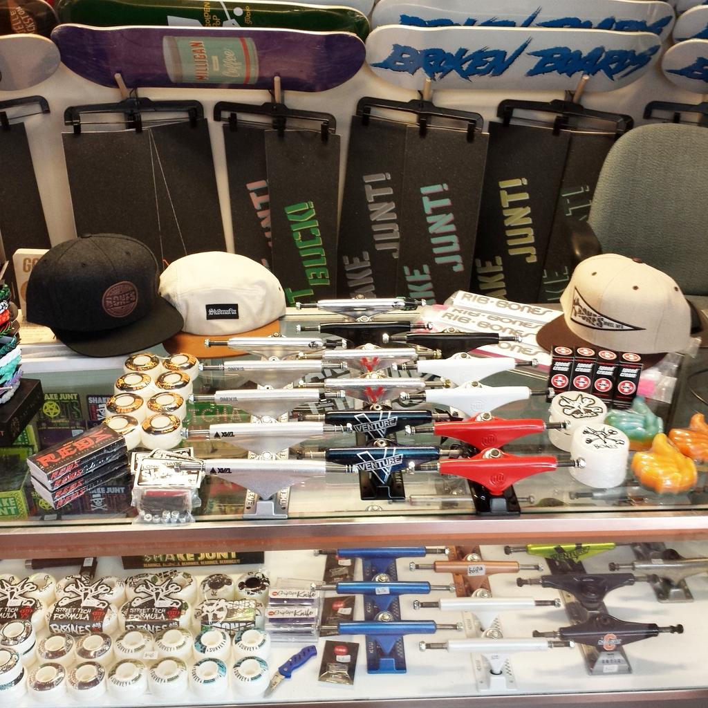 bluntstuntz's tweet image. Lots of skate hardgoods arrived from @ultimatedist today! #wax #trucks #ribbones #skateboard #skateshop #orangeville