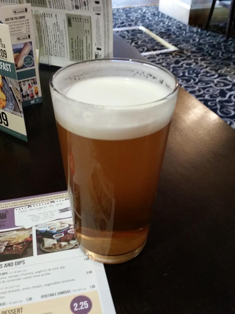 SSMCAMRA's tweet photo. Nice pint of @weetwoodales Pale in Stockport's Calvert's Court @JDW_Stockport http://t.co/0JAzmoLoYc