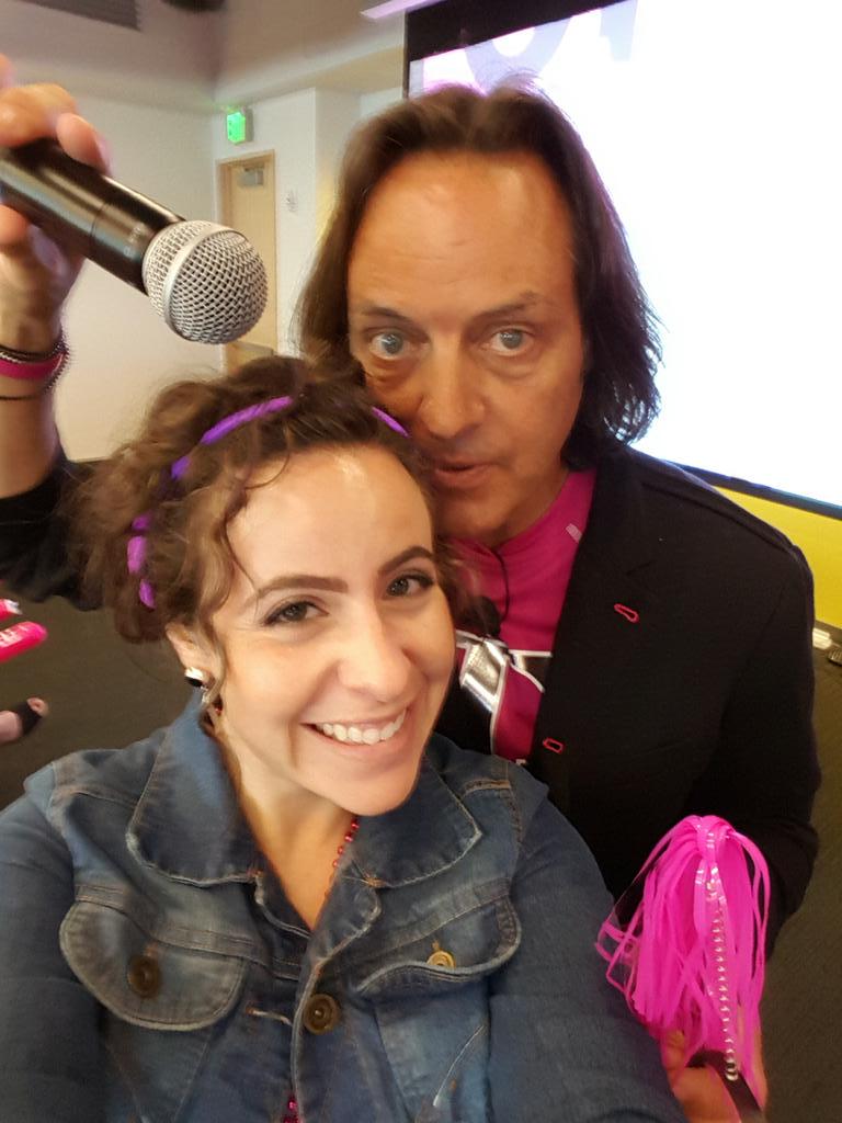 BonnibelG's tweet photo. Proud of my #magenta family! Thanks @JohnLegere for taking a moment. #1jdp #tmobile #lovemyjob http://t.co/my4zeFxnFn http://t.co/FzQeKzFW5O