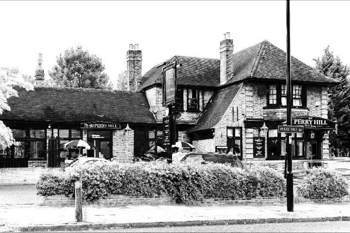 perryhillpub's tweet photo. The Perry Hill Pub.
Perry Hill. 
Catford. http://t.co/rrT4IC5a4z