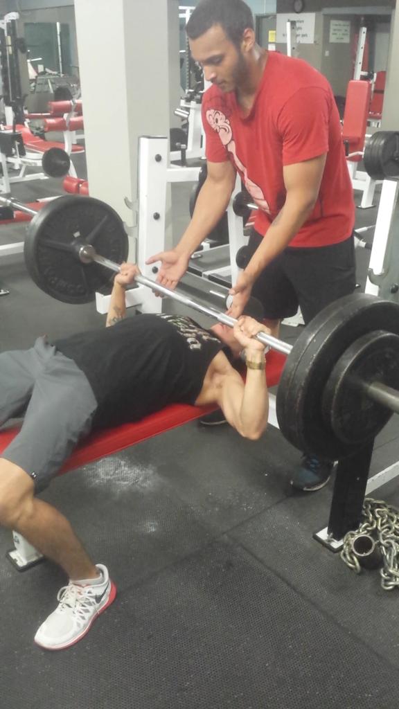StirlingJr's tweet photo. #fitness #bodybuilding #canadian #lifting #physique #bc #powerlifting #mensfitness #popeyes #snapchat #snapchatme http://t.co/GZozlWqsMD